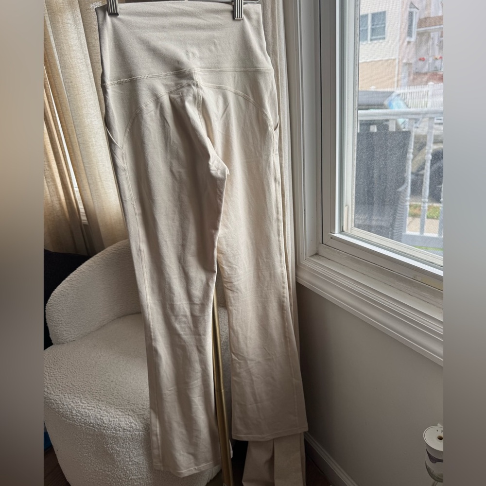 OFFLINE By Aerie Cream High-Waisted leggings | Small Petite - Picture 5 of 6